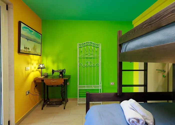 Jasemin-lule Apartman Tirana