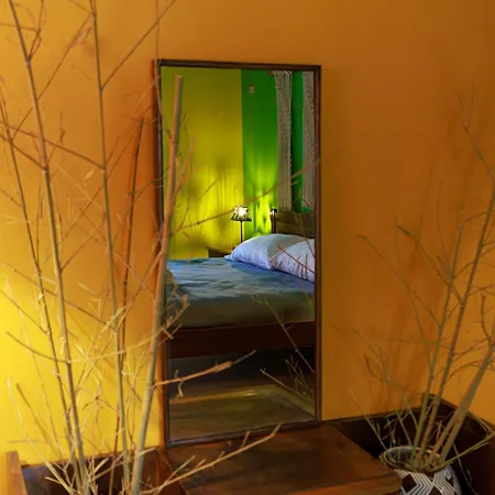 Jasemin-lule Apartment Tirana